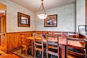 Highlands Lodge