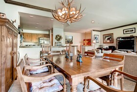 Highlands Lodge