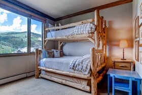 Highlands Lodge