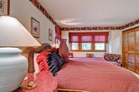 Highlands Lodge
