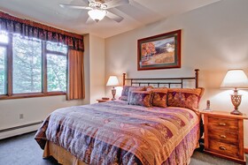 Highlands Lodge