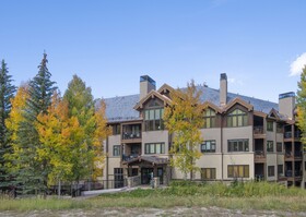 Highlands Lodge