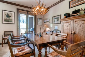 Highlands Lodge