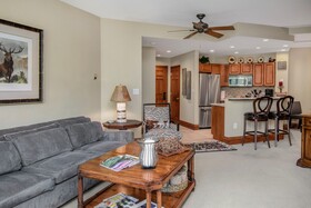 Highlands Lodge