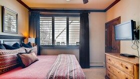 Highlands Lodge