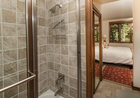 Highlands Lodge