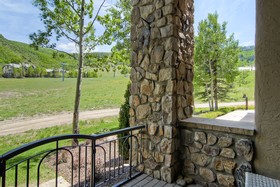 Highlands Slopeside