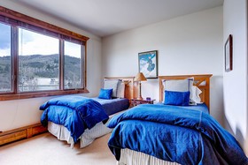 Highlands Slopeside