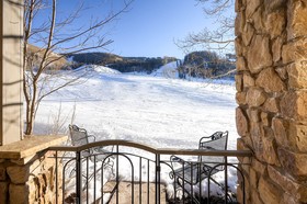Highlands Slopeside