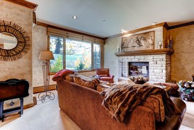 Highlands Slopeside