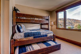 Highlands Slopeside