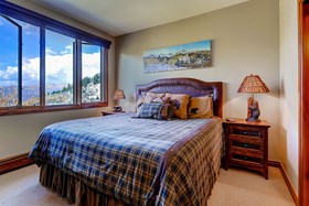 Highlands Slopeside