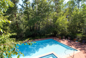 Oxford Court by Beaver Creek Mountain Lodging