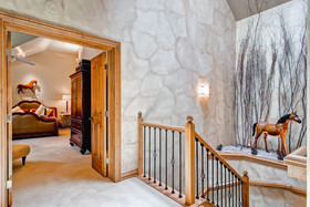Oxford Court by Beaver Creek Mountain Lodging