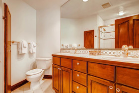Oxford Court by Beaver Creek Mountain Lodging