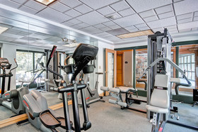 Oxford Court by Beaver Creek Mountain Lodging