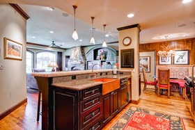 Oxford Court by Beaver Creek Mountain Lodging