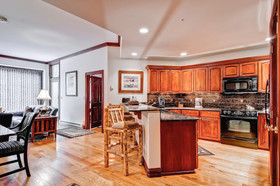 Oxford Court by Beaver Creek Mountain Lodging