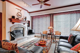 Oxford Court by Beaver Creek Mountain Lodging