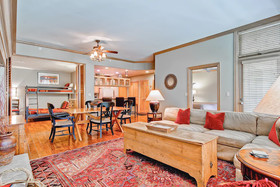 Oxford Court by Beaver Creek Mountain Lodging