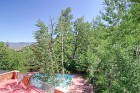 Oxford Court by Beaver Creek Mountain Lodging