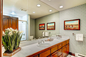 Oxford Court by Beaver Creek Mountain Lodging