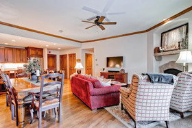 Oxford Court by Beaver Creek Mountain Lodging