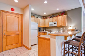 Oxford Court by Beaver Creek Mountain Lodging