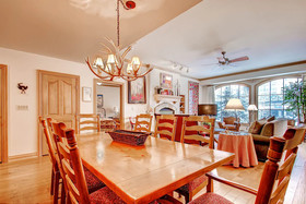 Oxford Court by Beaver Creek Mountain Lodging