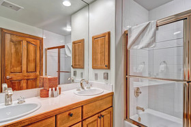 Oxford Court by Beaver Creek Mountain Lodging