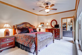 Oxford Court by Beaver Creek Mountain Lodging