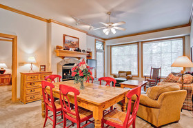 Oxford Court by Beaver Creek Mountain Lodging