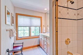 Oxford Court by Beaver Creek Mountain Lodging