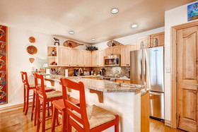 Oxford Court by Beaver Creek Mountain Lodging