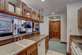 Oxford Court in Beaver Creek by Elevation Accommodations