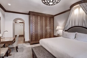 The Arrabelle at Vail Square