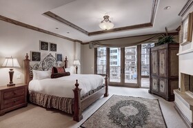 The Arrabelle at Vail Square