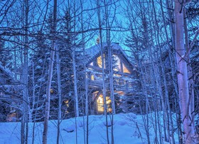 The Pines Lodge