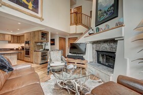 The Pines Lodge
