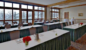 The Pines Lodge