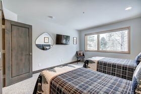 The Pines Lodge