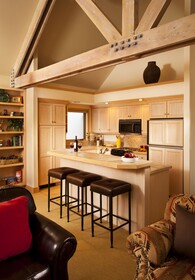 The Pines Lodge