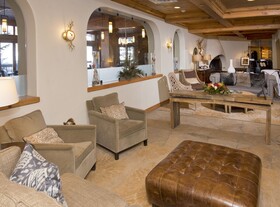 The Pines Lodge