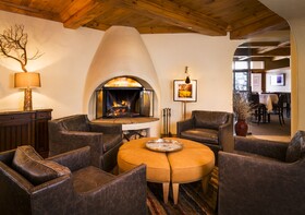 The Pines Lodge