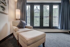 The Pines Lodge