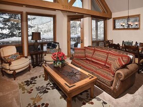 The Pines Lodge