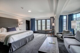 The Pines Lodge