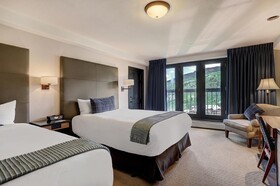 The Pines Lodge