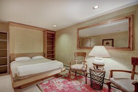 The Pines Lodge