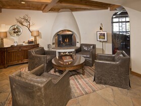 The Pines Lodge